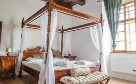 Zamek Kolstejn - Hotel Chateau Goldenstein